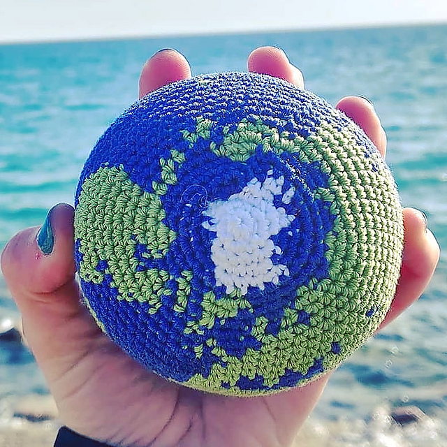 handmade globe kerook
